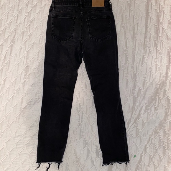 Black H&M jeans 🖤 - Picture 1 of 3